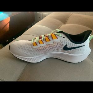 Nike Air Zoom Pegasus 37 PRM